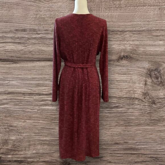 Torrid Midi Surplice Wrap Dress Women Size 1X -14/16 in Jester Red - Picture 4 of 9